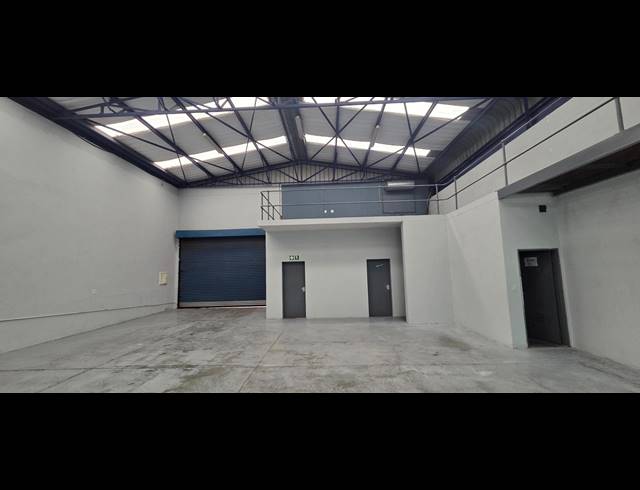 720M² WAREHOUSE TO LET IN RIVERSIDE PARK